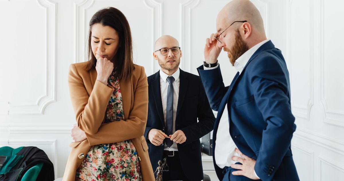 ¿Puedo realizar mi divorcio si estoy en el extranjero?